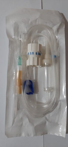 I.V. Fluid Infusion Set with Flow Regulator I.V. Fluid Infusion Set with Flow Regulator